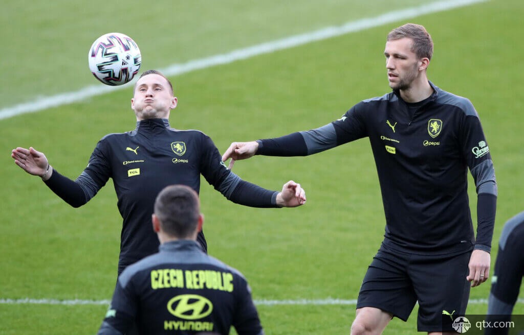 进攻回合都 进攻回合都