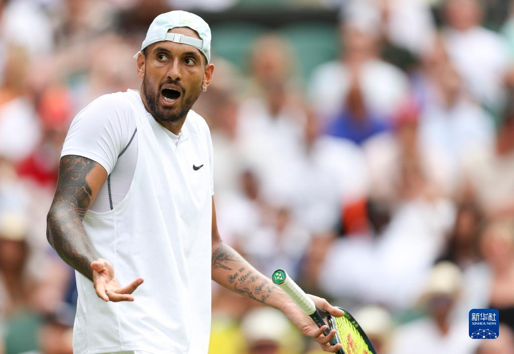 境下的引援 境下的引援