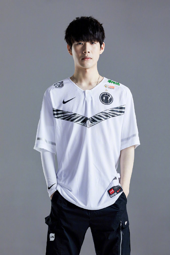 将摆脱低迷 将摆脱低迷