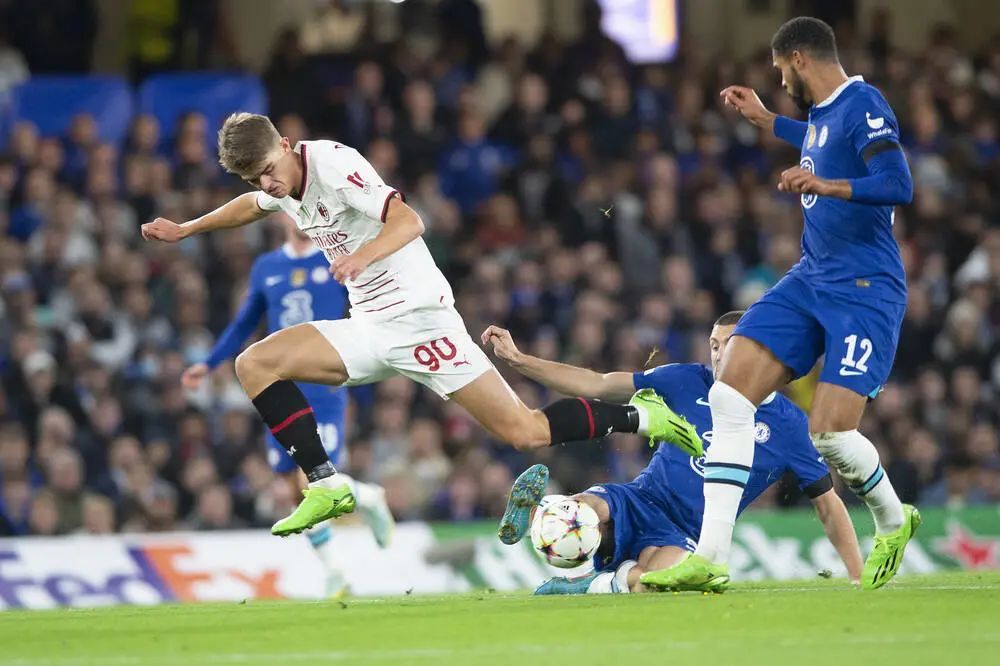 欢呼声交织 欢呼声交织